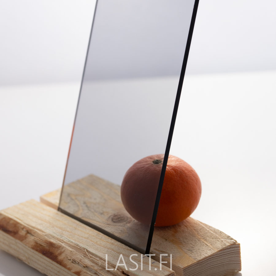 4mm Antisun Harmaa karkaistu lasi 911x1764 mm